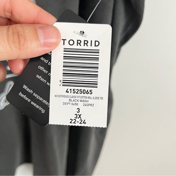 Torrid Mickey Mouse & Friends Short Roll Sleeve Graphic Tee-Size Size 3X-NWT - Picture 5 of 9